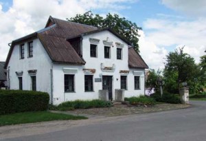 Rašytojos Šatrijos Raganos memorialinis muziejus Židikuose